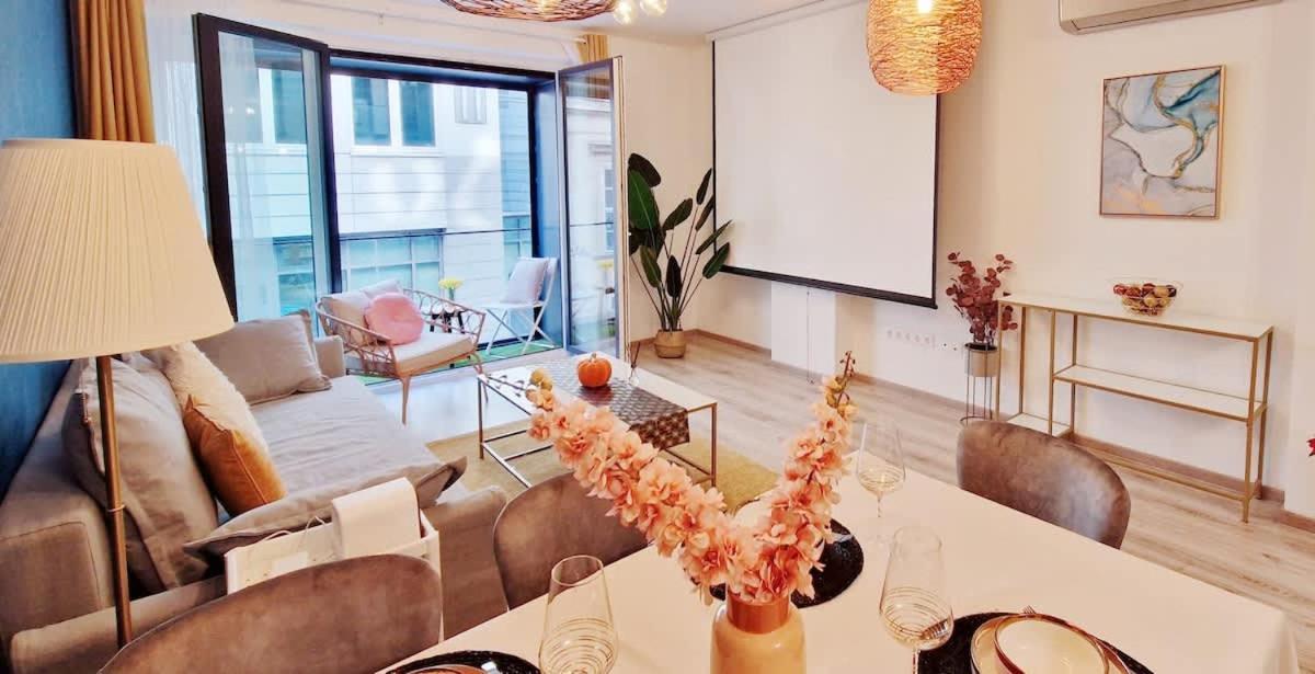 A101 - Liberty Bridge Projection Home With Free Parking ブダペスト エクステリア 写真
